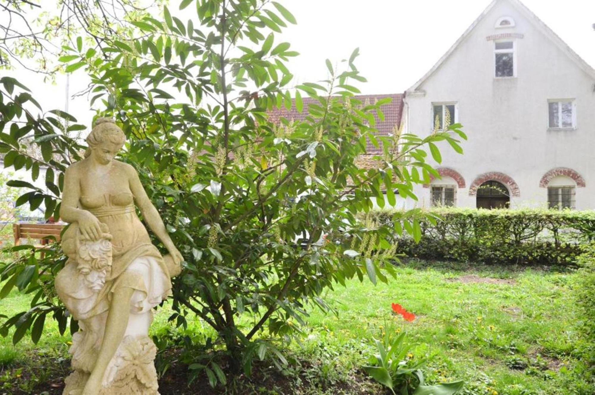 Gasthof Zum Ritter - A Cozy Historical Landmark Ulm Eksteriør bilde